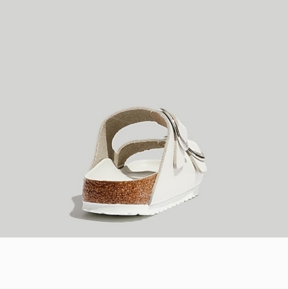 Big buckle Birkenstock size 10 narrow - Picture 2 of 7